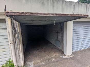 Location garage box et parking Location garage box et parking