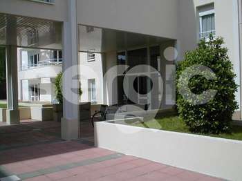 Location Garage box et parking 8 m&sup2;Angers La Fayette Eblé