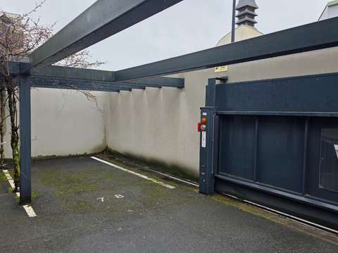 Location garage box et parking