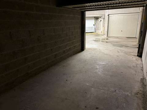 Location garage box et parking