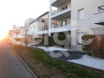 Location Garage box et parking 10 m&sup2;Avrillé