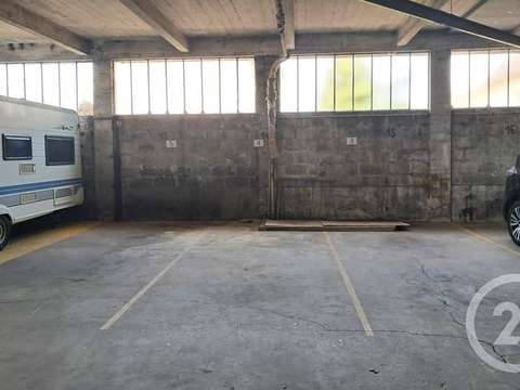 Location garage box et parking Bagnoles-de-l'Orne 61
