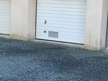 Location Garage box et parking 25 m&sup2;Bayeux Centre Et Est