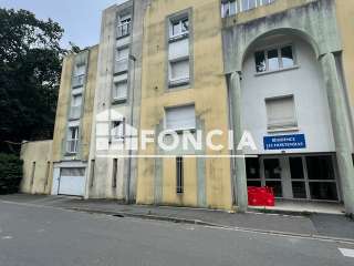 Location garage box et parking