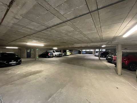 Location garage box et parking