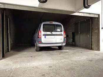 Location Garage box et parking 23 m&sup2;Bruz