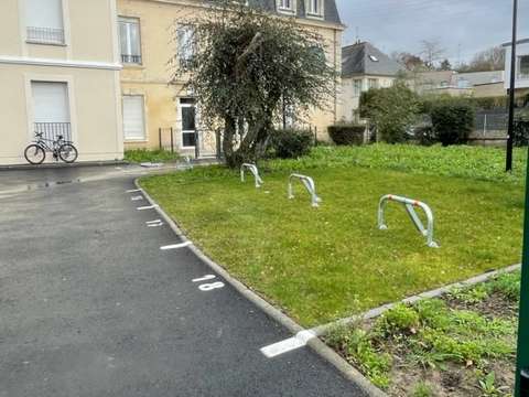 Location garage box et parking