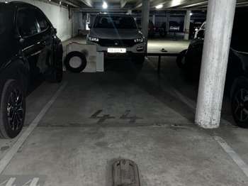 Location garage box et parking