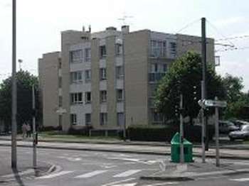 Location garage box et parking