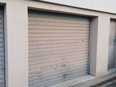 Location garage box et parking 1 pièce