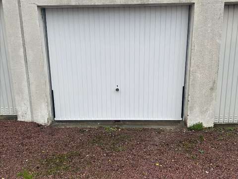 Location garage box et parking Location garage box et parking