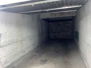 Location Garage box et parking 17 m&sup2;Caen Le Port - Ste-Thérèse