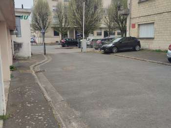 Location garage box et parking Location garage box et parking