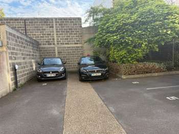 Location garage box et parking