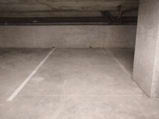 Location garage box et parking