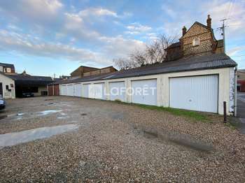 Location Garage box et parking 15 m&sup2;Caudebec-lès-Elbeuf