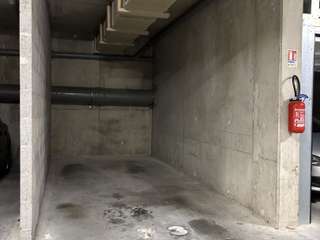 Location garage box et parking 1 pièce