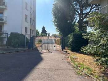 Location garage box et parking