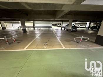Location garage box et parking