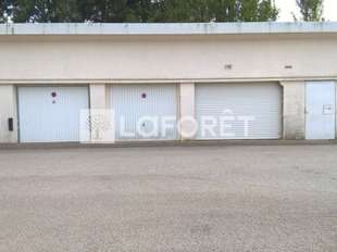 Photo Location garage box et parking Châtillon-sur-Thouet