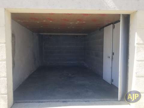 Location garage box et parking Location garage box et parking