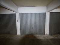 Location garage box et parking 1 pièce