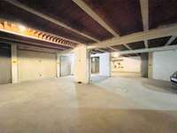 Location garage box et parking 1 pièce Location garage box et parking 1 pièce