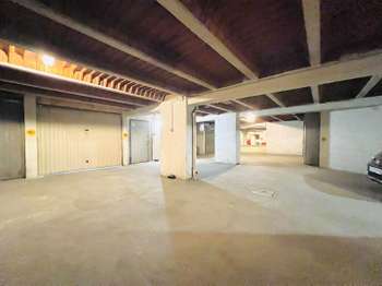 Location garage box et parking 1 pièce Location garage box et parking 1 pièce