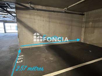 Location Garage box et parking 15 m&sup2;Couëron
