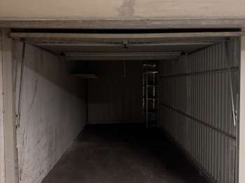 Location garage box et parking 1 pièce Location garage box et parking 1 pièce