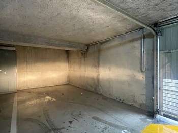 Location garage box et parking Location garage box et parking