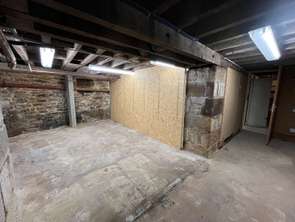 Location Garage box et parking 30 m&sup2;Dinan