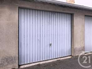 Location Garage box et parking 10 m&sup2;Dinan