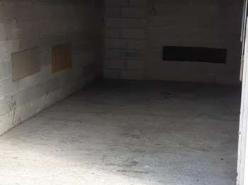 Location Garage box et parking 13 m&sup2;Dinard Port Blanc-St Enogat La Malouine