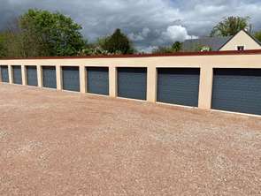 Location Garage box et parking 14 m&sup2;Falaise