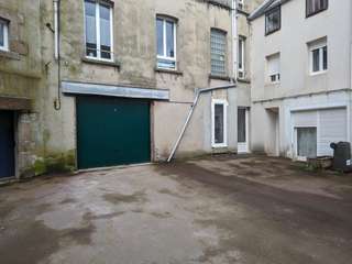Location garage box et parking 1 pièce Location garage box et parking 1 pièce