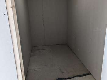 Location garage box et parking 1 pièce