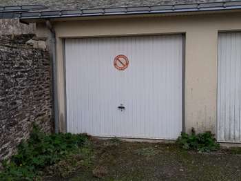 Location Garage box et parking 29 m&sup2;Guer