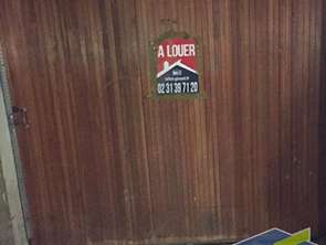 Location Garage box et parking 8 m&sup2;Hérouville-Saint-Clair