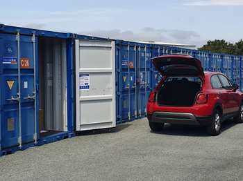 Location garage box et parking 1 pièce