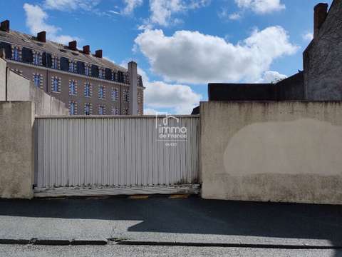 Location garage box et parking La Roche-Sur-Yon Centre Ville 85