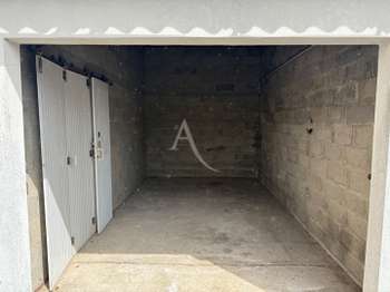 Location garage box et parking Location garage box et parking