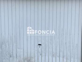 Location Garage box et parking 7 m&sup2;Lanester Campagne