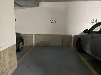 Location garage box et parking Laval 53