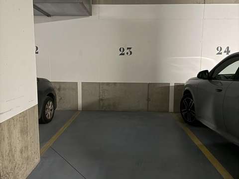 Location garage box et parking Laval 53