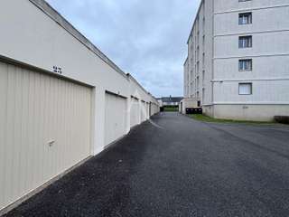 Location garage box et parking 1 pièce