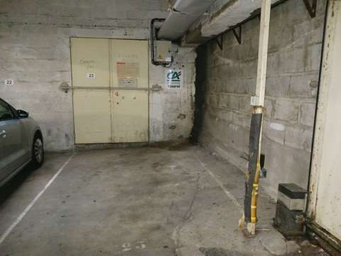 Location garage box et parking