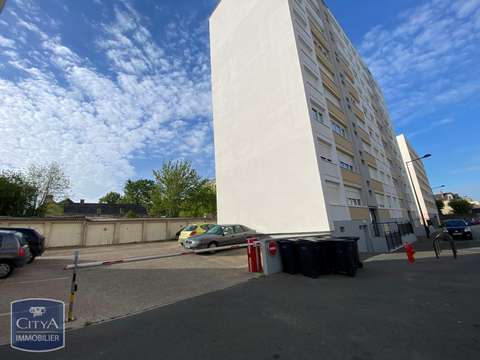 Location garage box et parking