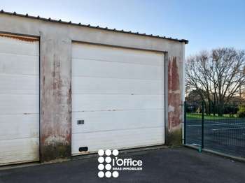 Location garage box et parking 1 pièce Location garage box et parking 1 pièce