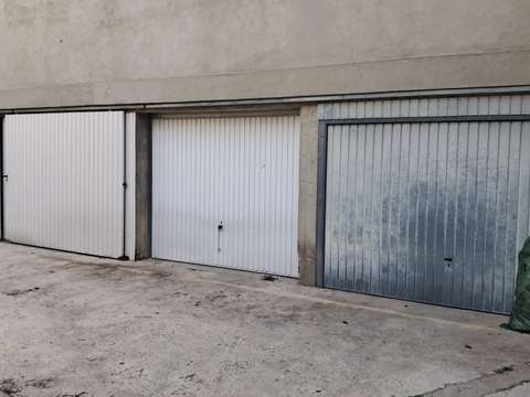 Location garage box et parking